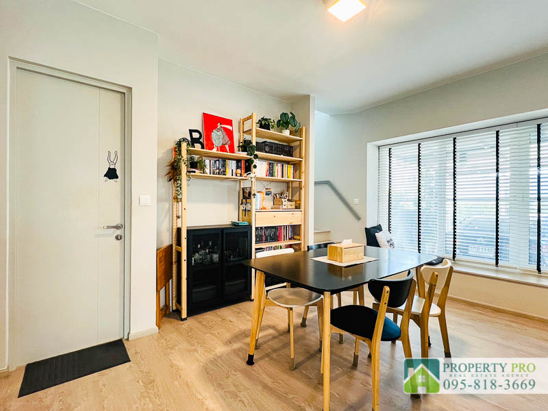 ขายบ้านบางนา แบริ่ง ลาซาล : ขาย บ้าน Anya บางนา รามคำแหง 2 บ้านแฝด แบบ 2 ห้องนอน 43 ตรว 146 ตรม สไตล์ French Country สภาพใหม่เอี่ยม เฟอร์นิเจอร์ เครื่องใช้ไฟฟ้าครบ ใกล้ เฉลิมพระเกียรติ ร.9 Mega Bangna ราชวินิตบางแก้ว สนามบินสุวรรณภูมิ : SL24S-002