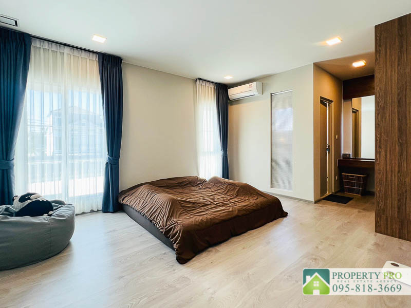 ขายบ้านบางนา แบริ่ง ลาซาล : ขาย บ้าน Anya บางนา รามคำแหง 2 บ้านแฝด แบบ 2 ห้องนอน 43 ตรว 146 ตรม สไตล์ French Country สภาพใหม่เอี่ยม เฟอร์นิเจอร์ เครื่องใช้ไฟฟ้าครบ ใกล้ เฉลิมพระเกียรติ ร.9 Mega Bangna ราชวินิตบางแก้ว สนามบินสุวรรณภูมิ : SL24S-002