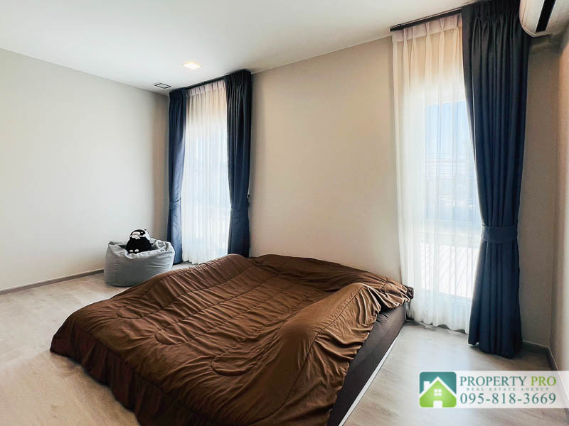 ขายบ้านบางนา แบริ่ง ลาซาล : ขาย บ้าน Anya บางนา รามคำแหง 2 บ้านแฝด แบบ 2 ห้องนอน 43 ตรว 146 ตรม สไตล์ French Country สภาพใหม่เอี่ยม เฟอร์นิเจอร์ เครื่องใช้ไฟฟ้าครบ ใกล้ เฉลิมพระเกียรติ ร.9 Mega Bangna ราชวินิตบางแก้ว สนามบินสุวรรณภูมิ : SL24S-002