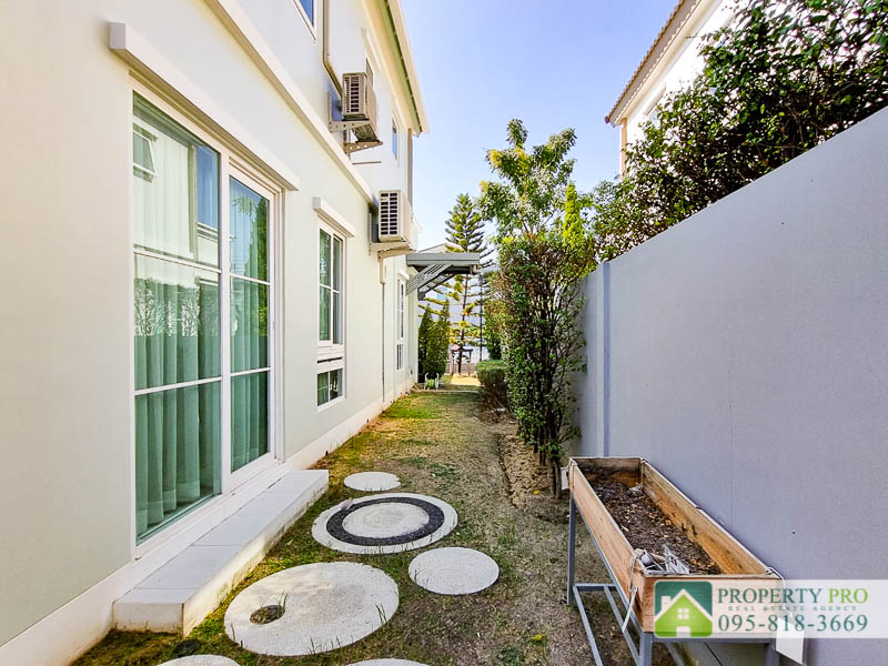 ขายบ้านบางนา แบริ่ง ลาซาล : ขาย บ้าน Anya บางนา รามคำแหง 2 บ้านแฝด แบบ 2 ห้องนอน 43 ตรว 146 ตรม สไตล์ French Country สภาพใหม่เอี่ยม เฟอร์นิเจอร์ เครื่องใช้ไฟฟ้าครบ ใกล้ เฉลิมพระเกียรติ ร.9 Mega Bangna ราชวินิตบางแก้ว สนามบินสุวรรณภูมิ : SL24S-002