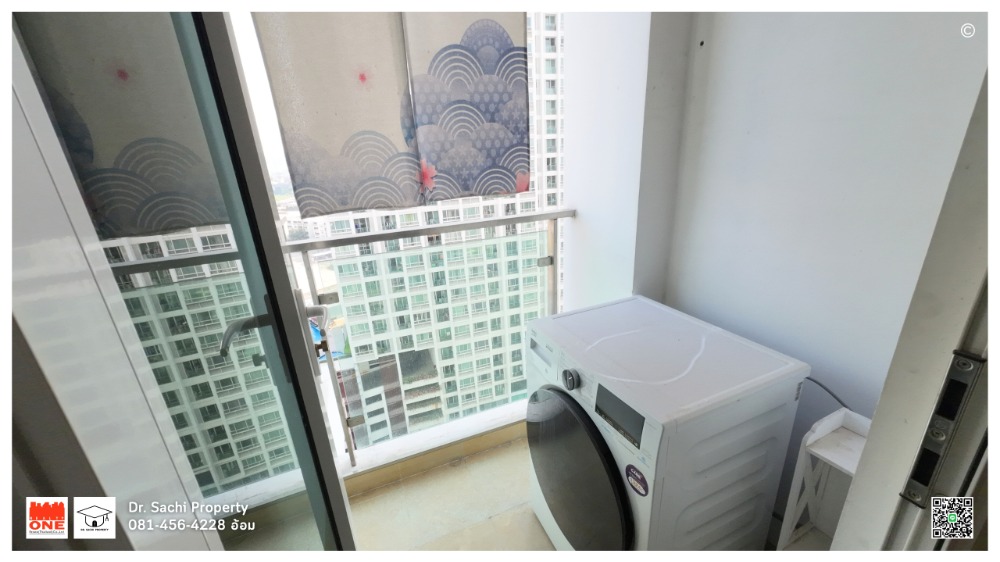 For RentCondoRama9, Petchburi, RCA : Condo for rent, TC Green, Building A, 16th floor, size 54 sq m, near the Orange Line and MRT Rama 9.