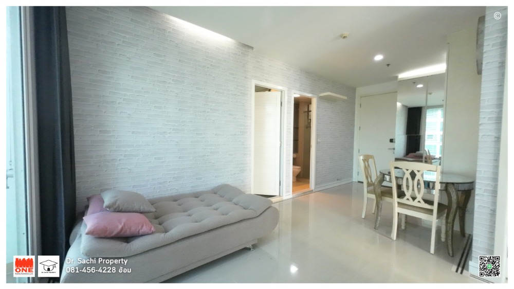 For RentCondoRama9, Petchburi, RCA : Condo for rent, TC Green, Building A, 16th floor, size 54 sq m, near the Orange Line and MRT Rama 9.