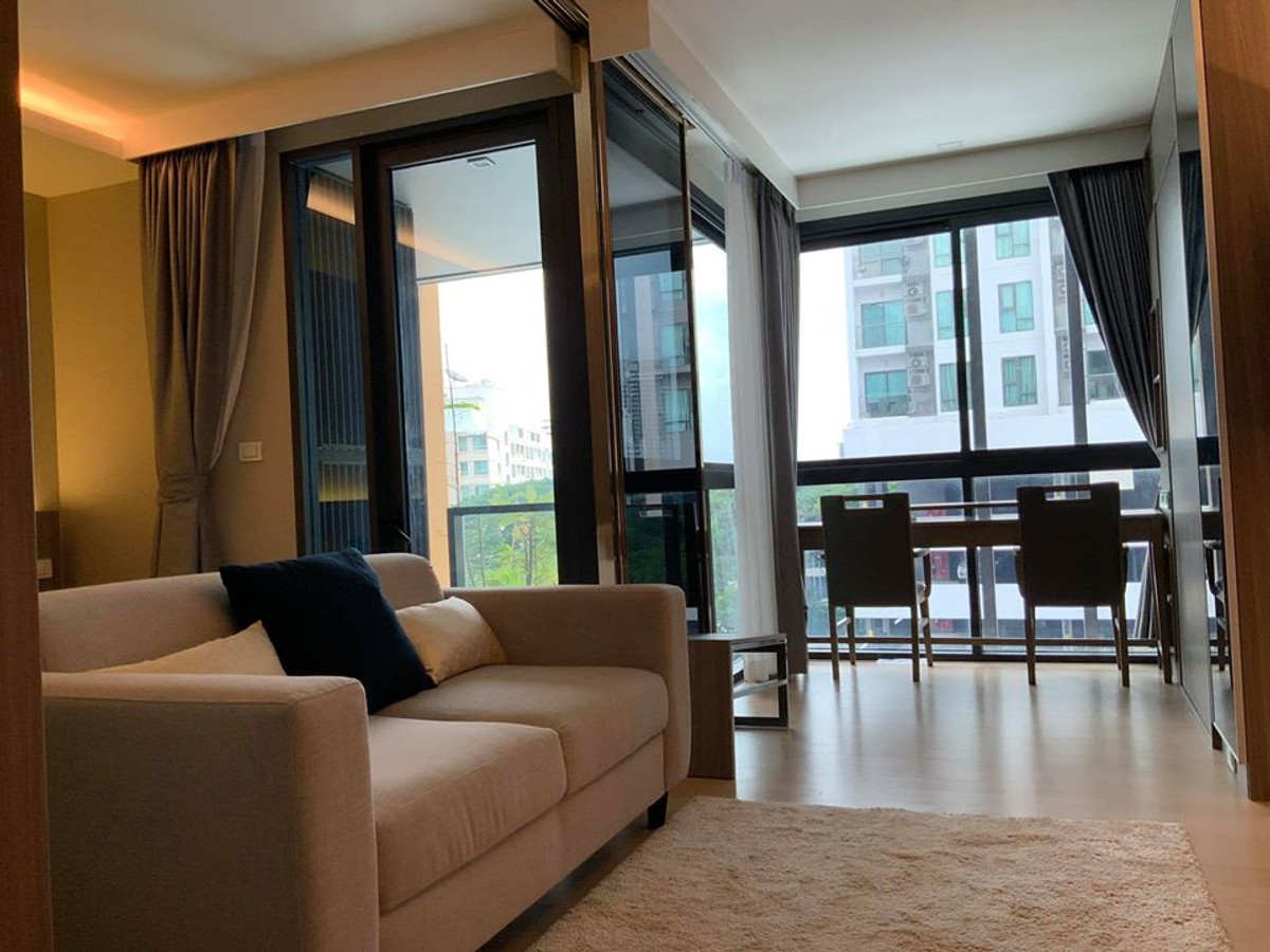 For RentCondoSukhumvit, Asoke, Thonglor : (6month, 1 Year) Urbitia Thonglo condo for rent Sukhumvit 36 BTS Thonglo 5 minutes