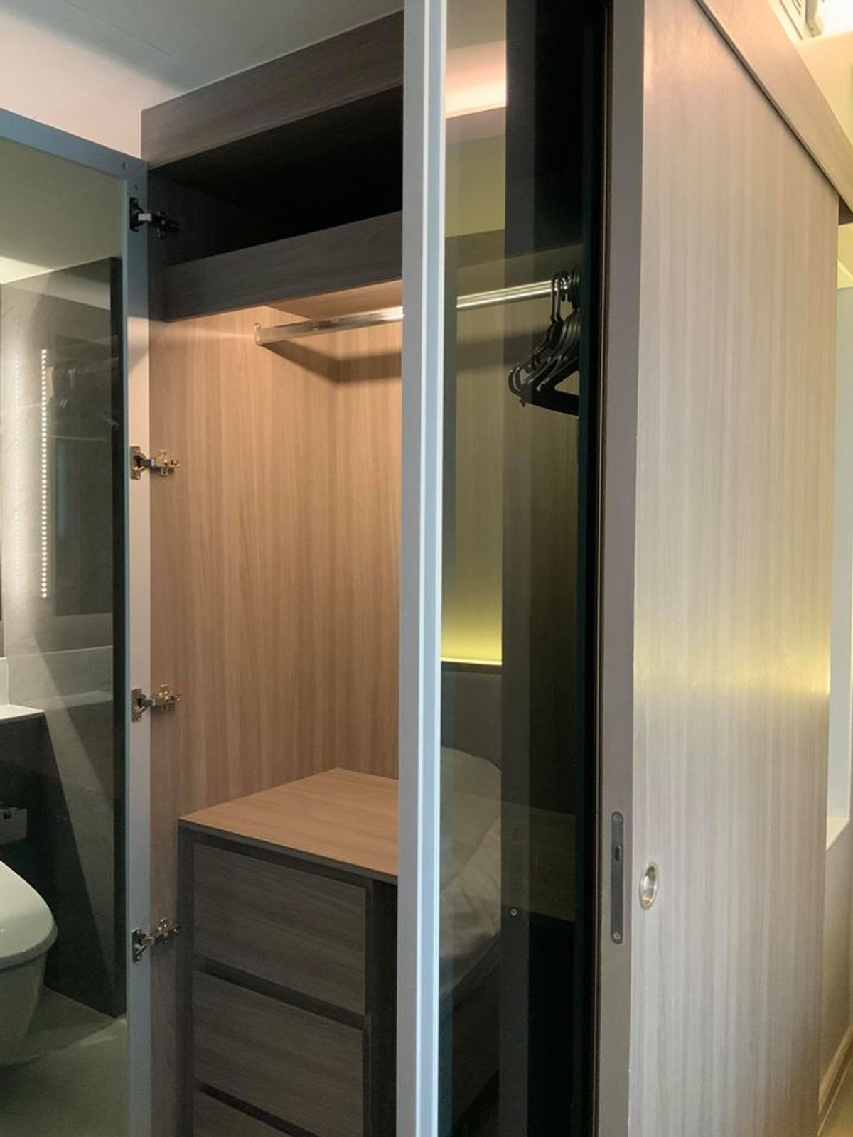 For RentCondoSukhumvit, Asoke, Thonglor : (6month, 1 Year) Urbitia Thonglo condo for rent Sukhumvit 36 BTS Thonglo 5 minutes