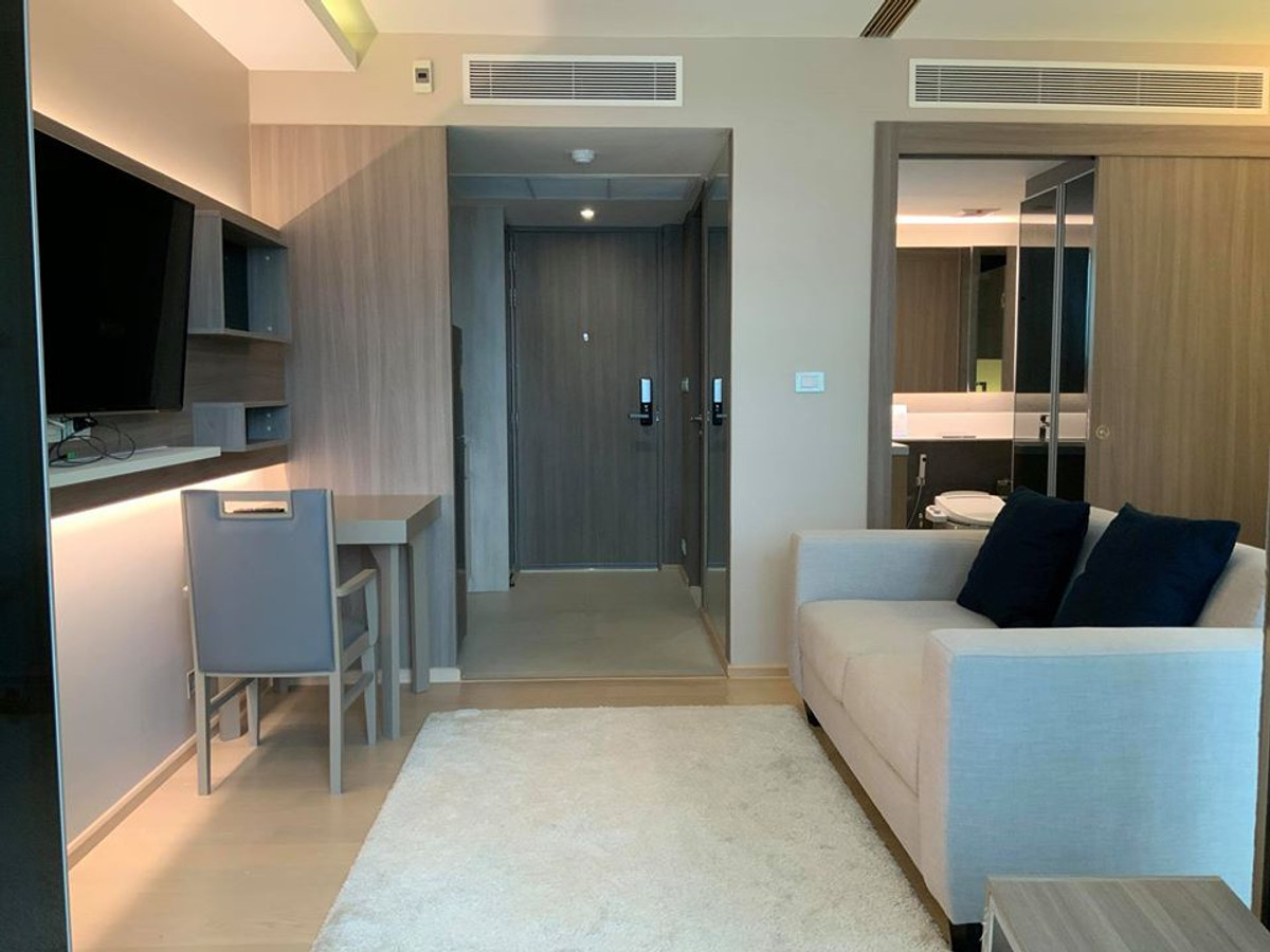 ให้เช่าคอนโดสุขุมวิท อโศก ทองหล่อ : คอนโด เออร์บิเทีย ทองหล่อ (Urbitia Thonglo) ให้เช่า สุขุมวิท 36 BTS ทองหล่อ เดิน 5 นาที