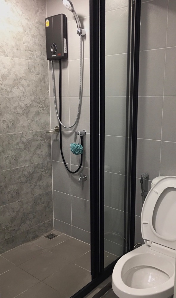 ให้เช่าคอนโดปทุมธานี รังสิต ธรรมศาสตร์ : ให้เช่า Kave Town Colony วิวสระ ตึกD ชั้น 6, ติด ม.กรุงเทพรังสิต พร้อมส่วนกลางทันสมัยกว่า 40 รายการ