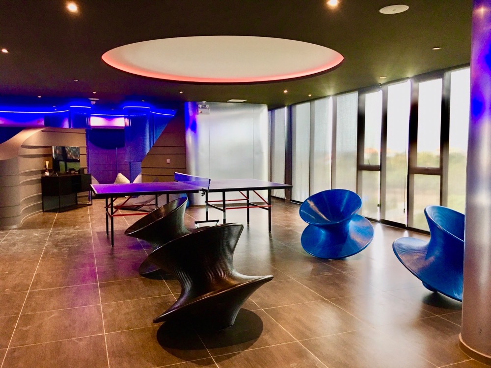 ให้เช่าคอนโดปทุมธานี รังสิต ธรรมศาสตร์ : ให้เช่า Kave Town Colony วิวสระ ตึกD ชั้น 6, ติด ม.กรุงเทพรังสิต พร้อมส่วนกลางทันสมัยกว่า 40 รายการ