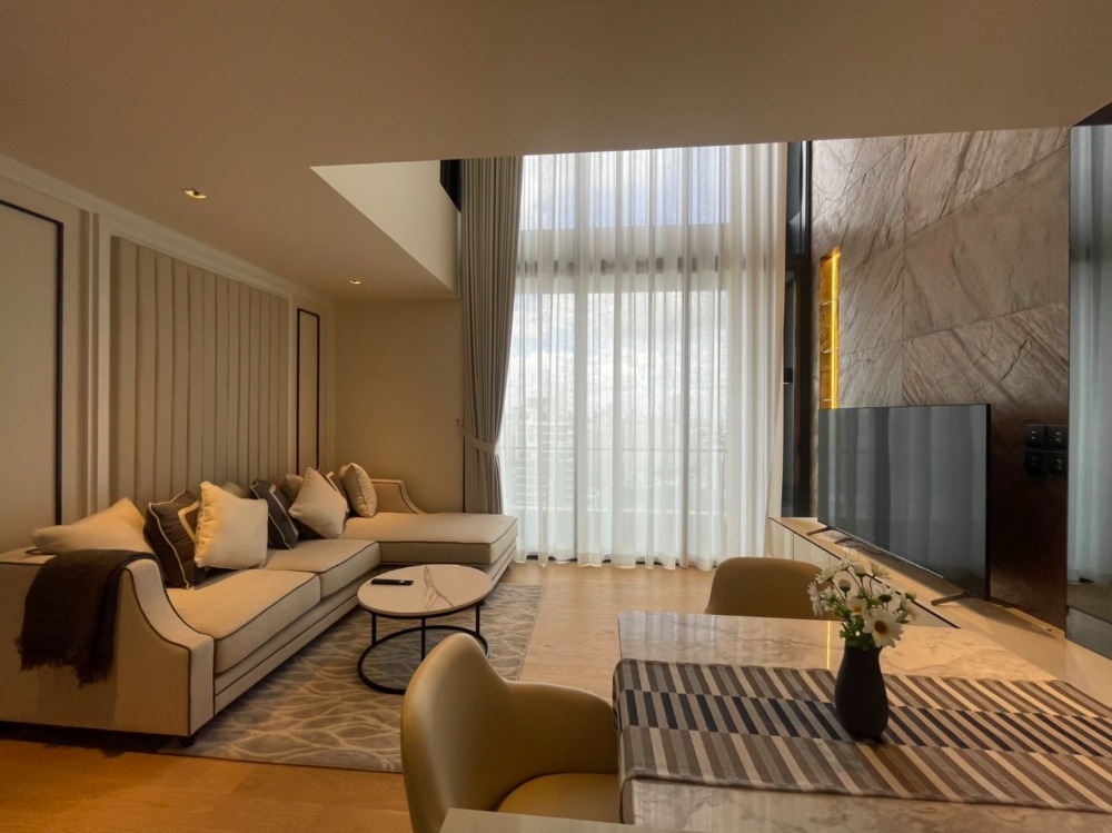 For RentCondoSukhumvit, Asoke, Thonglor : Fully furnished 2 bedroom duplex ,Ready to move