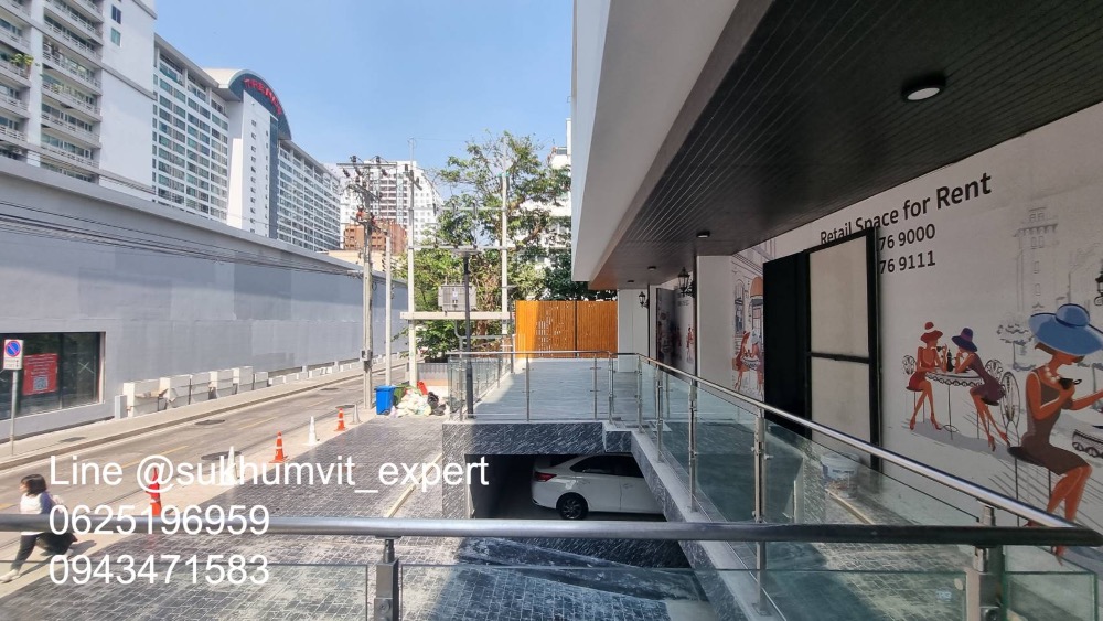 For RentShowroomSukhumvit, Asoke, Thonglor : Commercial space, Asoke - Nana area