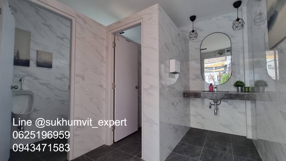 For RentShowroomSukhumvit, Asoke, Thonglor : Commercial space, Asoke - Nana area