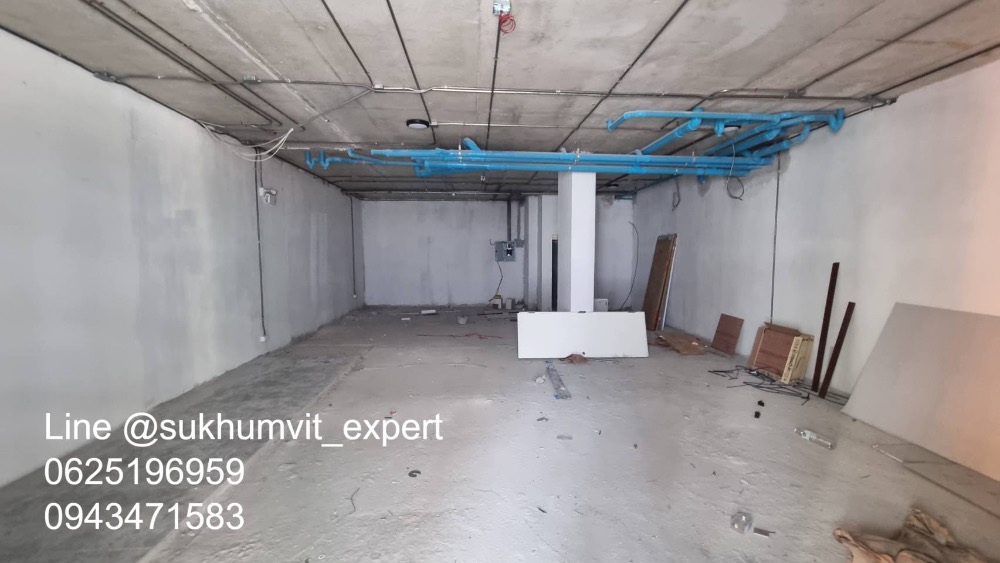 For RentShowroomSukhumvit, Asoke, Thonglor : Commercial space, Asoke - Nana area