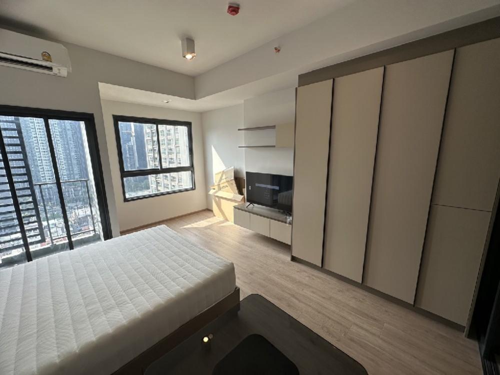 ให้เช่าคอนโดพระราม 9 เพชรบุรีตัดใหม่ RCA : Code: M164For Rent 🔥Ideo Rama9 Asoke🔥Near rama9. 300m.