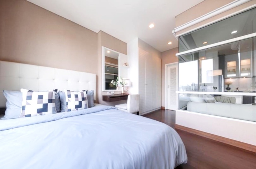 ให้เช่าคอนโดสุขุมวิท อโศก ทองหล่อ : 0802😊 For RENT ให้เช่า 1 ห้องนอน🚄BTS ทองหล่อ🏢ไอวี่ ทองหล่อ 23 Ivy Thonglor 23🔔พื้นที่:43.00ตร.ม.💲เช่า:42,000฿📞O99-5919653,065-9423251✅LineID:@sureresidence