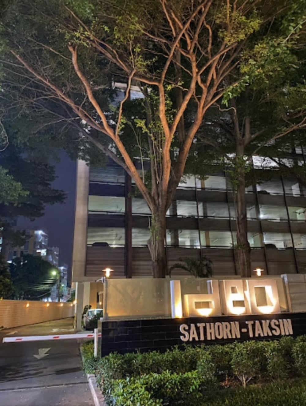 ให้เช่าคอนโดวงเวียนใหญ่ เจริญนคร : ให้เช่า Ideo Sathorn Taksin (ไอดีโอ สาทร ตากสิน) ติดต่อ Line : @condo24