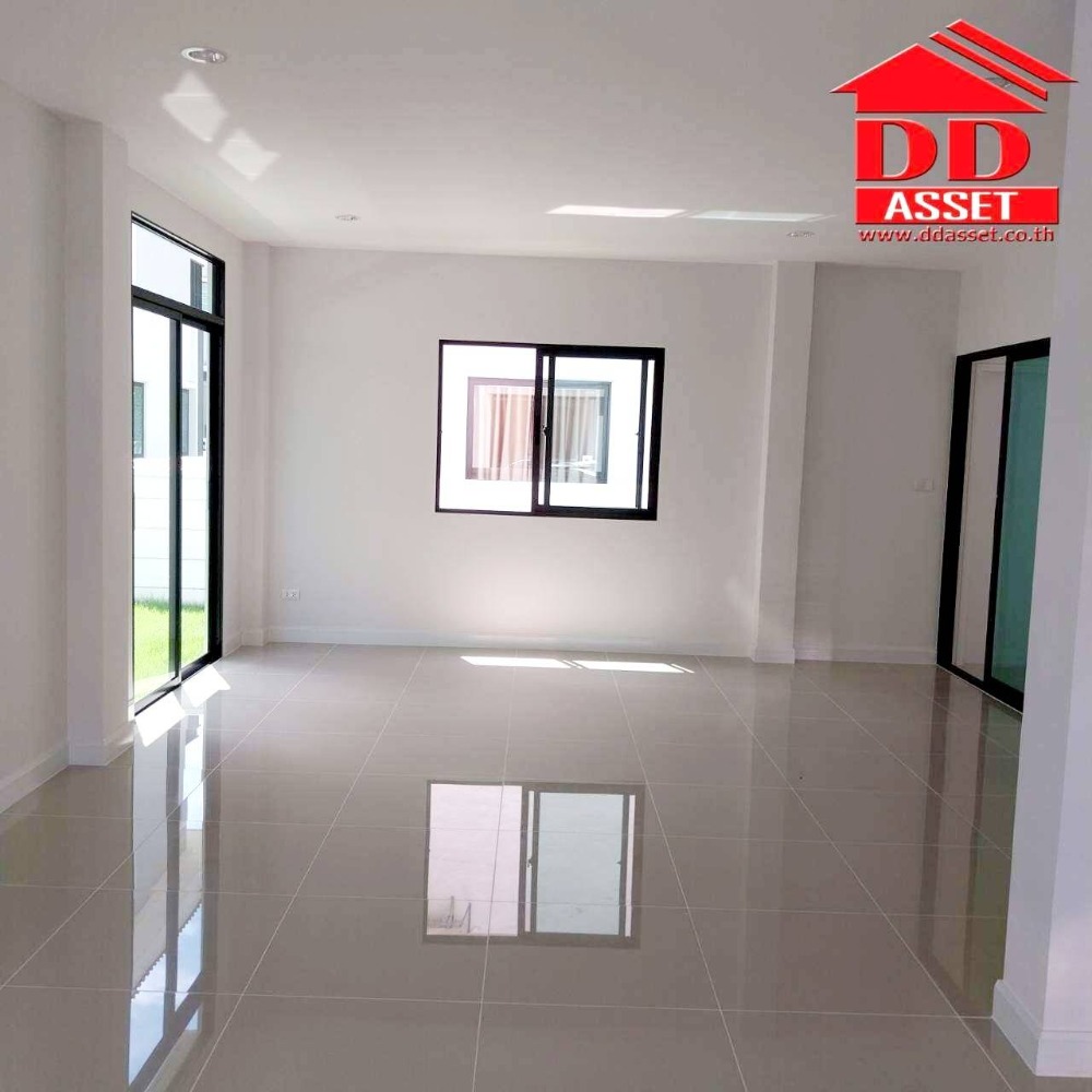 ขายนนทบุรี บางใหญ่ บางบัวทอง : ขายบ้านแฝด 2 ชั้น โครงการ ดิ เอสเซนส์ ชัยพฤกษ์ - วงแหวน (The Essence Chaiyaphruek-Wongwaen)  รหัส H8029