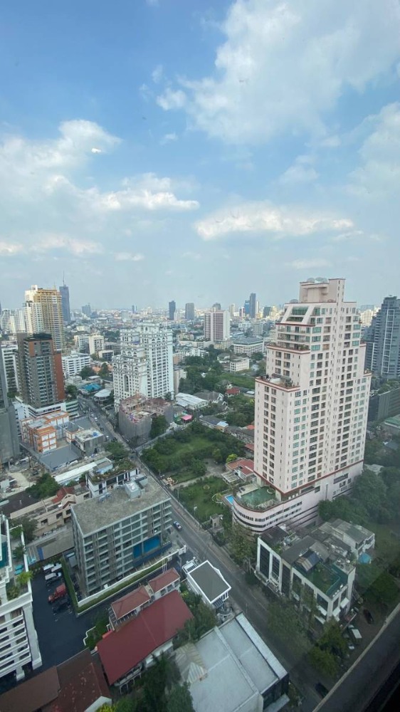 For RentCondoSukhumvit, Asoke, Thonglor : Condo for rent THE XXXIX, city view, 2 bedrooms, 2 bathrooms, fully furnished. With balcony 27th floor