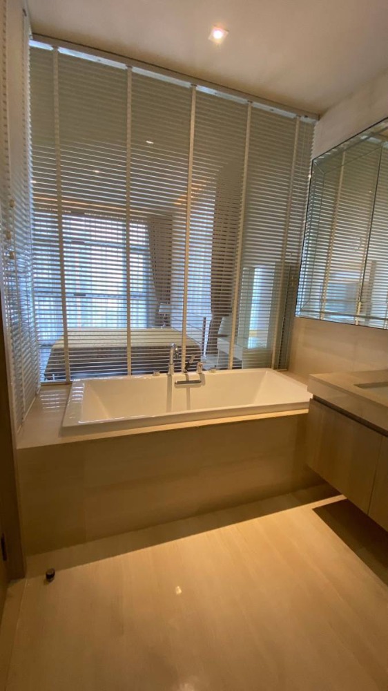 For RentCondoSukhumvit, Asoke, Thonglor : Condo for rent THE XXXIX, city view, 2 bedrooms, 2 bathrooms, fully furnished. With balcony 27th floor