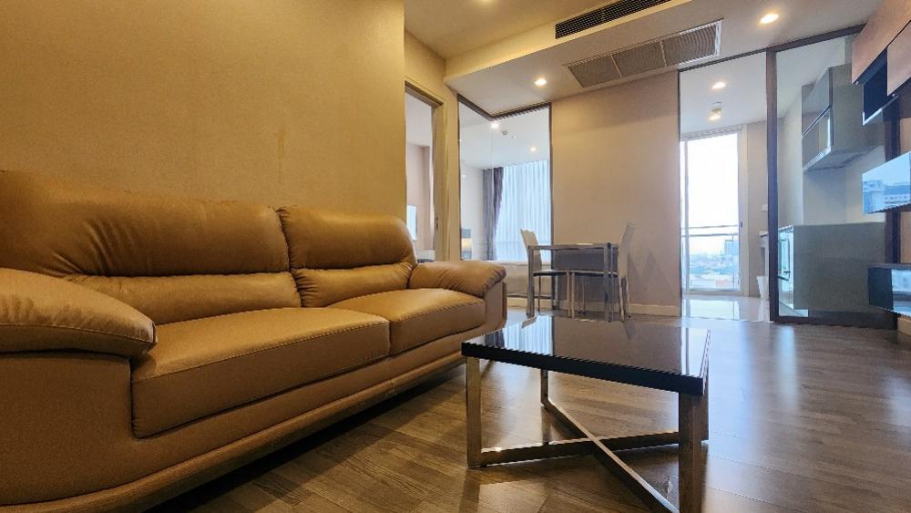 ให้เช่าคอนโดสาทร นราธิวาส : The Room Sathorn-Pun Road | ให้เช่า 1 ห้องนอน เดอะรูม ถนนปั้น ห้องน่าอยู่ ใกล้รร.กรุงเทพคริสเตียน แต่งเรียบร้อย ทำเลสะดวก