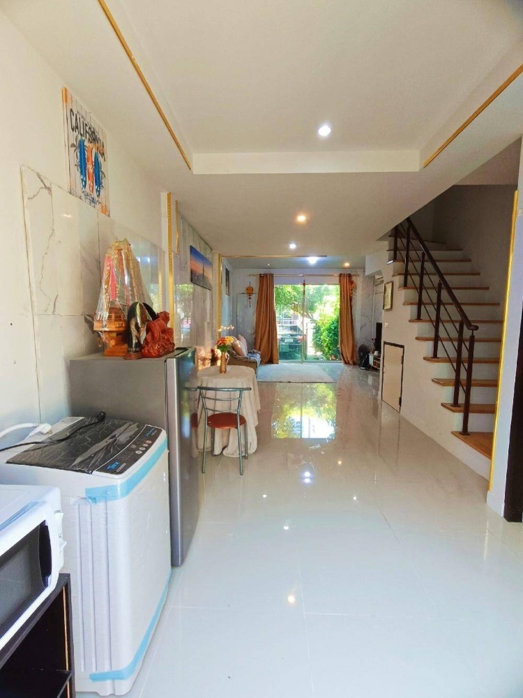 For RentTownhomeRama5, Ratchapruek, Bangkruai : Townhome for rent, Supalai Primo Wongwaen Pinklao - Rama 5, near Lotus Bang Yai, only 8 minutes.