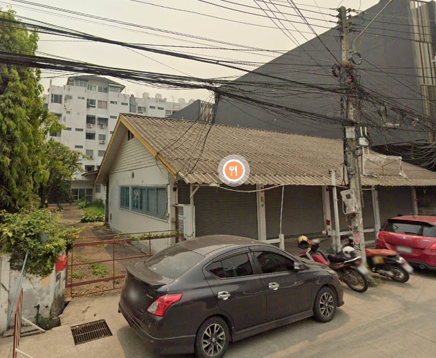 For SaleLandChiang Mai : Land for sale, size 198 sqw., Nimmanhaemin Chiang Mai Province.