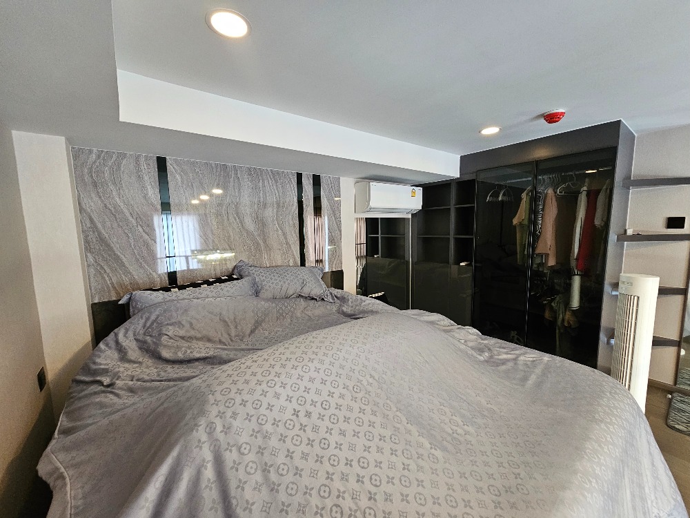 ให้เช่าคอนโดสยาม จุฬา สามย่าน : Park Origin Chula - Samyan【𝐑𝐄𝐍𝐓】🔥ห้องสไตล์ Luxury มาพร้อมกับแชนเดอร์เลียสุดหรู เครื่องใช้ครบ ใกล้MRTสามย่าน 🔥 ติดต่อไลน์ไอดี: @hacondo