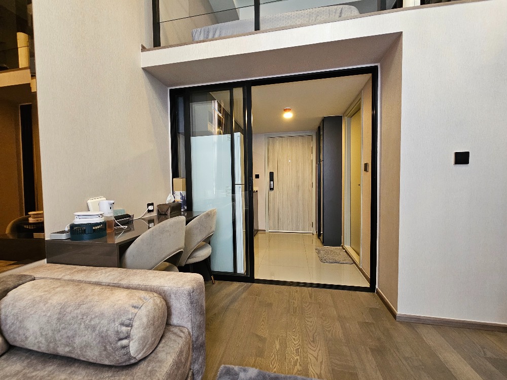 ให้เช่าคอนโดสยาม จุฬา สามย่าน : Park Origin Chula - Samyan【𝐑𝐄𝐍𝐓】🔥ห้องสไตล์ Luxury มาพร้อมกับแชนเดอร์เลียสุดหรู เครื่องใช้ครบ ใกล้MRTสามย่าน 🔥 ติดต่อไลน์ไอดี: @hacondo