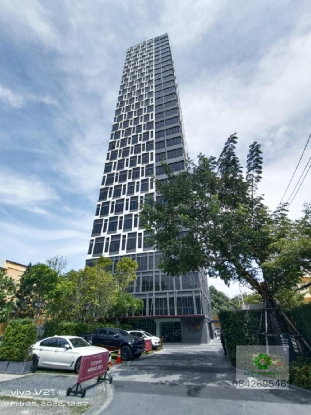 ขายดาวน์คอนโดอ่อนนุช อุดมสุข : Sell with tenants , open price 9.9 MB