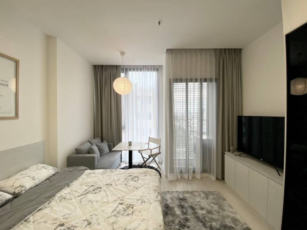 For RentCondoKasetsart, Ratchayothin : ✨LineID: @Rizzestate (With@) ✨Nice room Mazarine Ratchayothin Close BTS