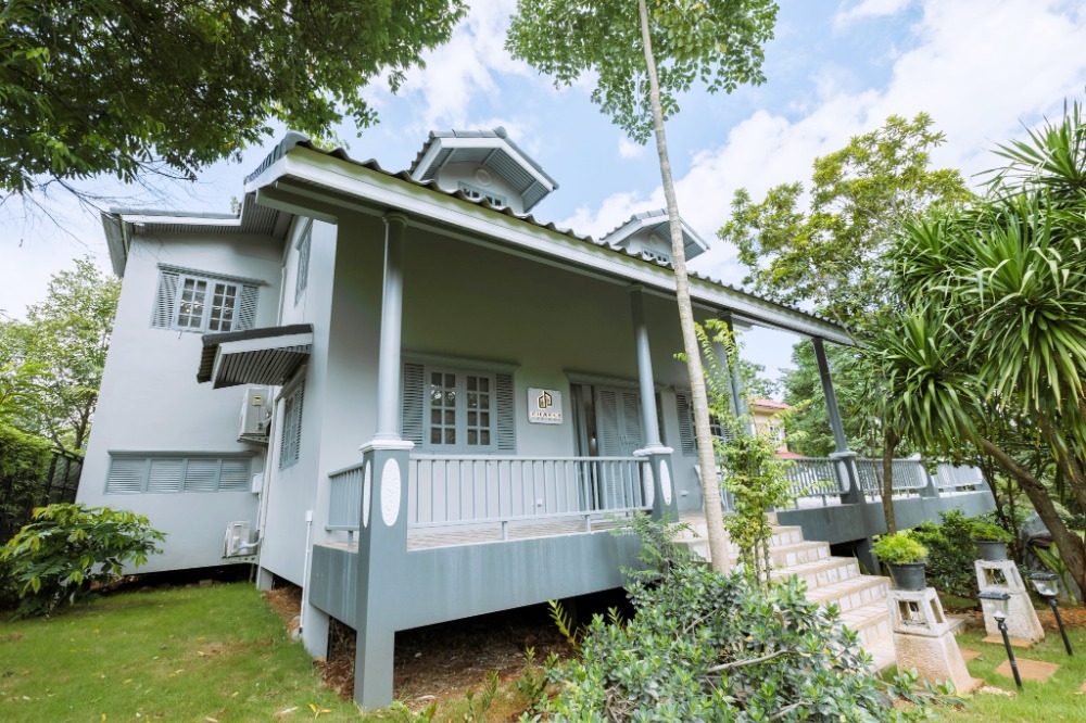 For SaleHousePak Chong KhaoYai : Chalet Prima vacation home, Pak Chong, Khao Yai, 253 sqw., 4 bedrooms, 4 bathrooms, quiet, excellent atmosphere, fully decorated.