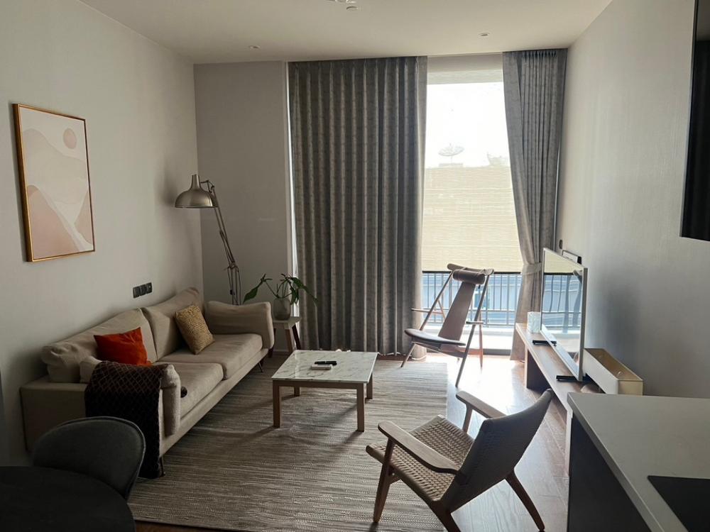 ให้เช่าคอนโดวิทยุ ชิดลม หลังสวน : Muniq Langsuan 2bed3bath 83sqm for rent only 85,000 per month tel 0816878954 line id 0816878954