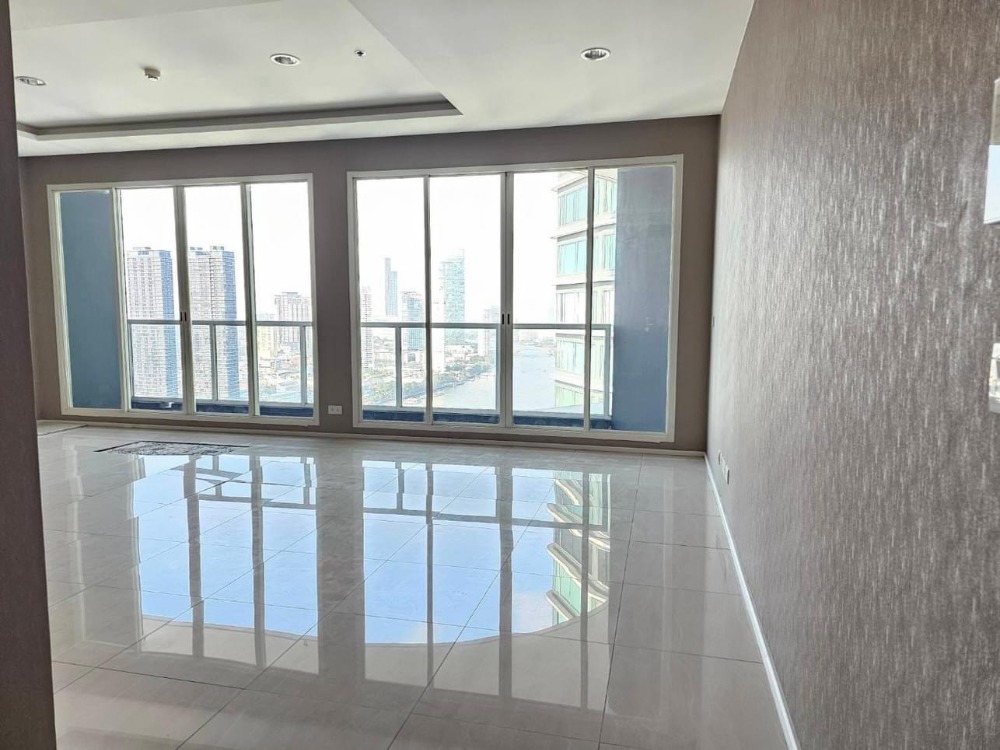 ขายคอนโดสาทร นราธิวาส : ✨เป็นเจ้าของห้องริมแม่น้ำ ใช้เวลาผ่อนคลายกับครอบครัว 3 ห้องนอน พื้นที่ 160 ตารางเมตร พร้อมระเบียงใหญ่วิวสวย ทำเลดี ใกล้กับ Asiatique และโรงเรียนนานาชาติ Shrewsbury