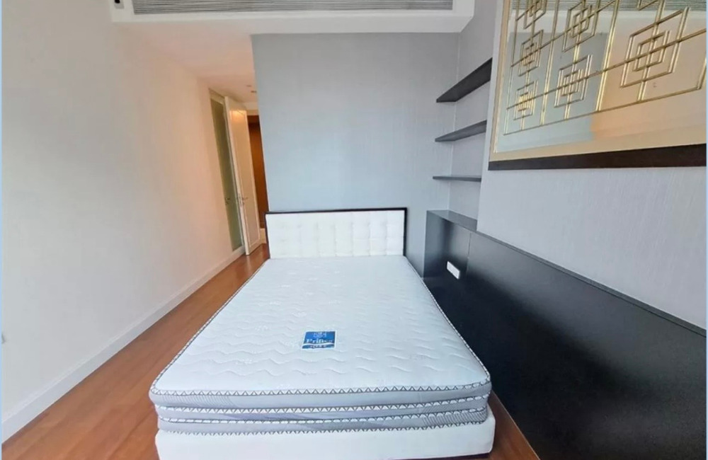 ขายคอนโดวิทยุ ชิดลม หลังสวน : For sale/rent: Luxury condo “Q Langsuan” 3 Bedroom 4 Bathroom 160 SQ.M.