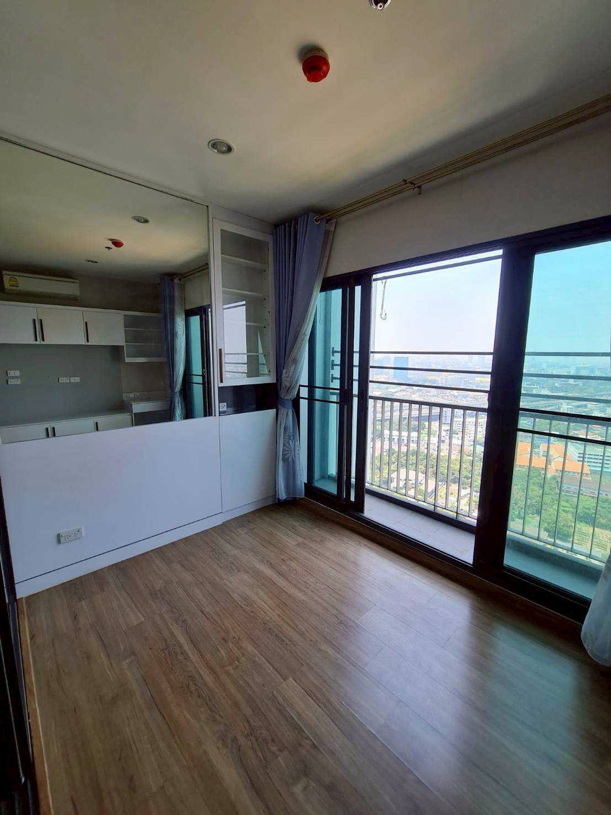 For SaleCondoPinklao, Charansanitwong : 🔥 Sell Tree Rio, Bang Or, Floor 9, Size 30.5 sqm. Price 2.39 million baht 🔥