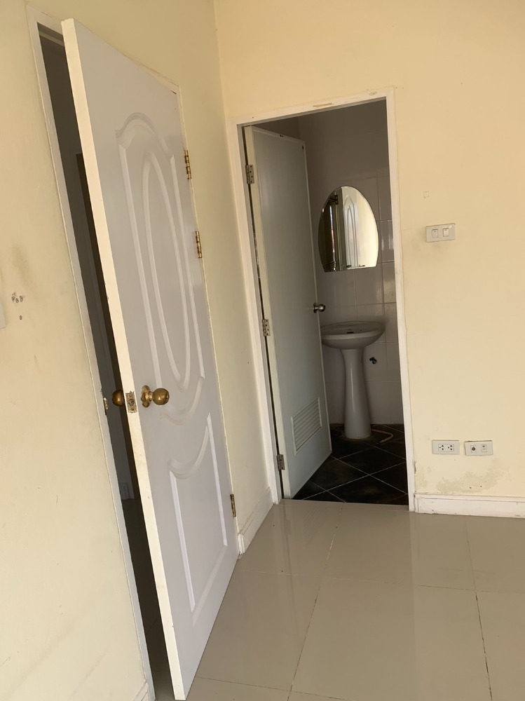 ขายบ้านลพบุรี : ลลิษา เนเชอรัลโฮม 4นอน 3น้ำ 93.70 ตร.ว หันหน้าทิศเหนือ อ.เมือง จ.ลพบุรี หันหน้าทิศเหนือ