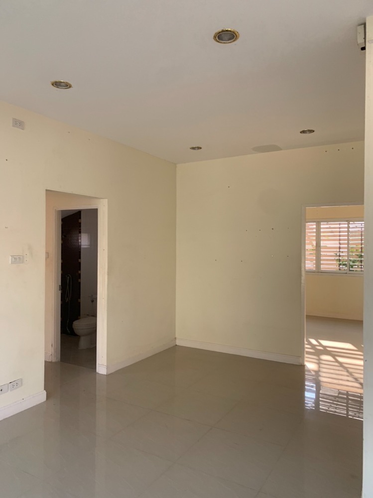 ขายบ้านลพบุรี : ลลิษา เนเชอรัลโฮม 4นอน 3น้ำ 93.70 ตร.ว หันหน้าทิศเหนือ อ.เมือง จ.ลพบุรี หันหน้าทิศเหนือ