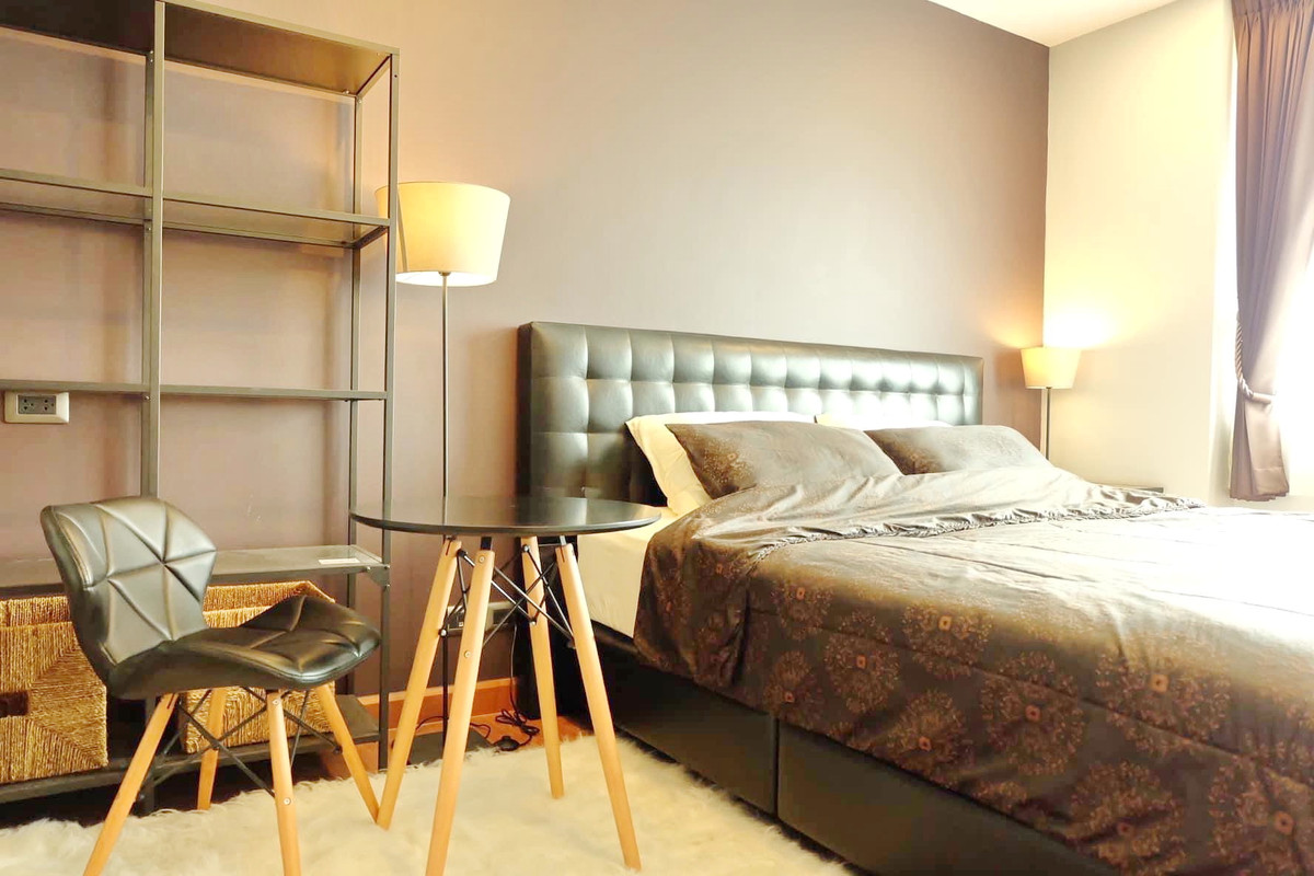 For RentCondoRama9, Petchburi, RCA : 4240😊😍 For RENT, SELL for rent, sale 1 bedroom🚄near MRT Cultural Center🏢Supalai Wellington 1 Supalai Wellington 1🔔Area: 00.00 sq m.💲Rent: 20,000฿💲Sale: 4,820,000฿📞O99- 5919653,065-9423251✅LineID:@sureresidence