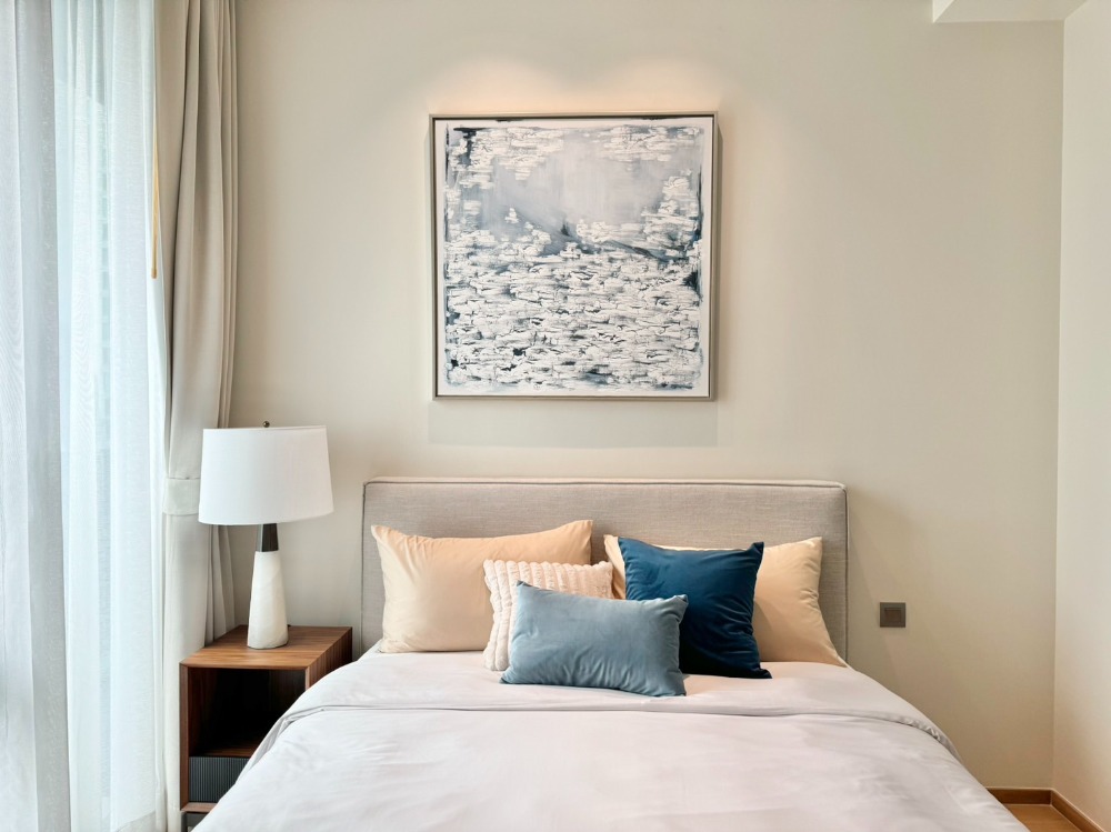 For RentCondoWitthayu, Chidlom, Langsuan, Ploenchit : New 2 bedroom - for rent ready to move in