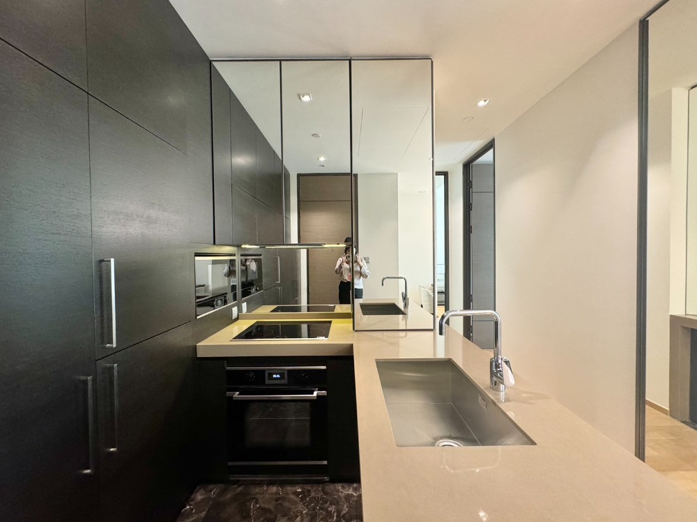 For RentCondoWitthayu, Chidlom, Langsuan, Ploenchit : New 2 bedroom - for rent ready to move in