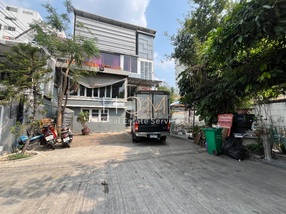 For SaleHome OfficeKaset Nawamin,Ladplakao : Home Office Sukhonthasawat 2 / 5 Storey (FOR SALE) RUK716