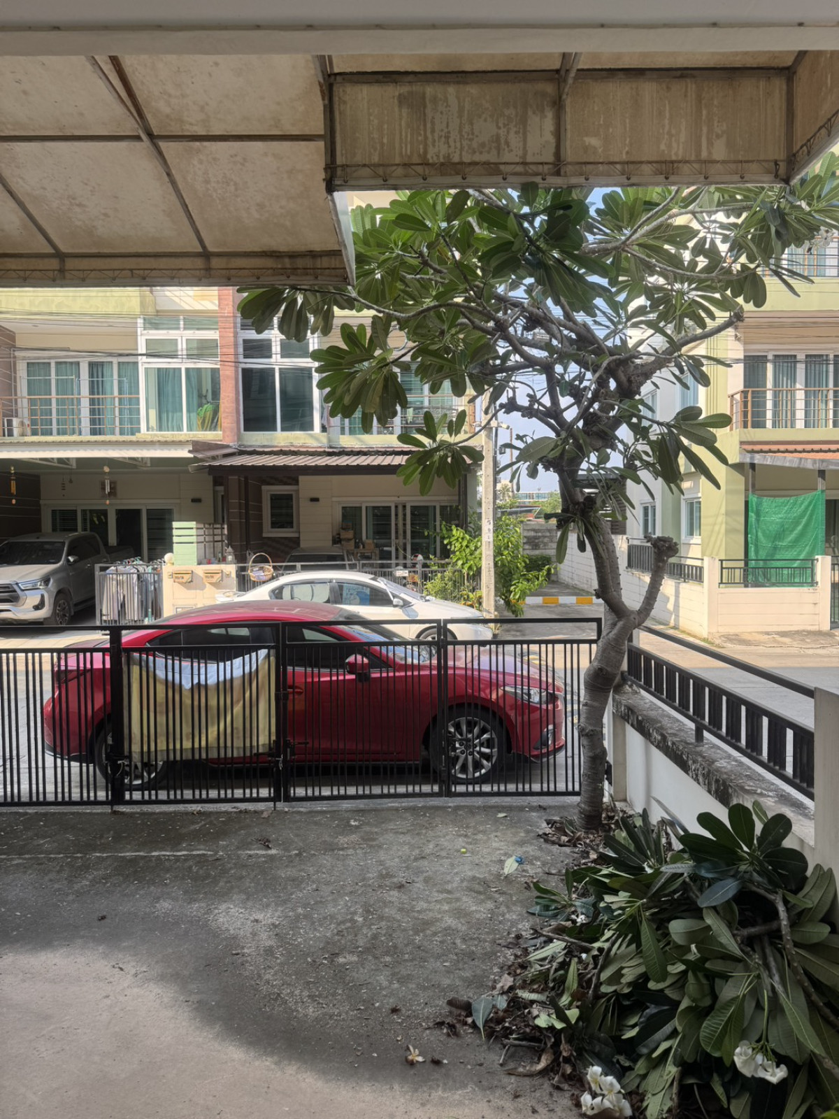 ขายทาวน์โฮมพระราม 2 บางขุนเทียน : ขายทาวน์เฮ้าส์/ทาวน์โฮม  วิวาเรี่ยม พระราม 2 – พุทธบูชา 36  บางมด เขต ทุ่งครุ กรุงเทพ   CX-150330