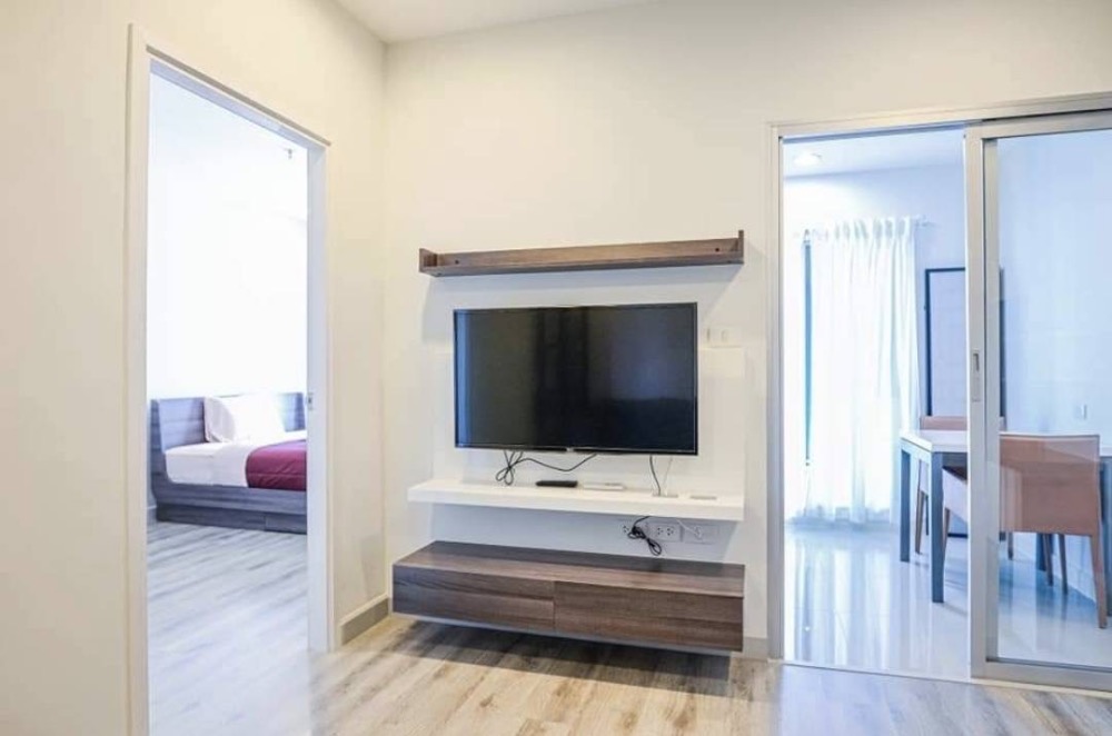 For RentCondoSathorn, Narathiwat : For rent✨Centric Sathorn - Saint Louis✨ High floor, city view, furniture, complete electrical appliances, near BTS St. Louis.