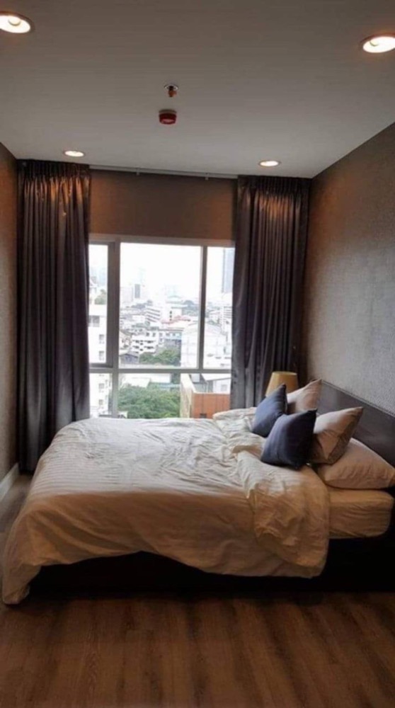 For RentCondoSathorn, Narathiwat : For rent 🔥Centric Sathorn - Saint Louis🔥 Location in the heart of Sathorn, near BTS St. Louis, furniture, complete electrical appliances.