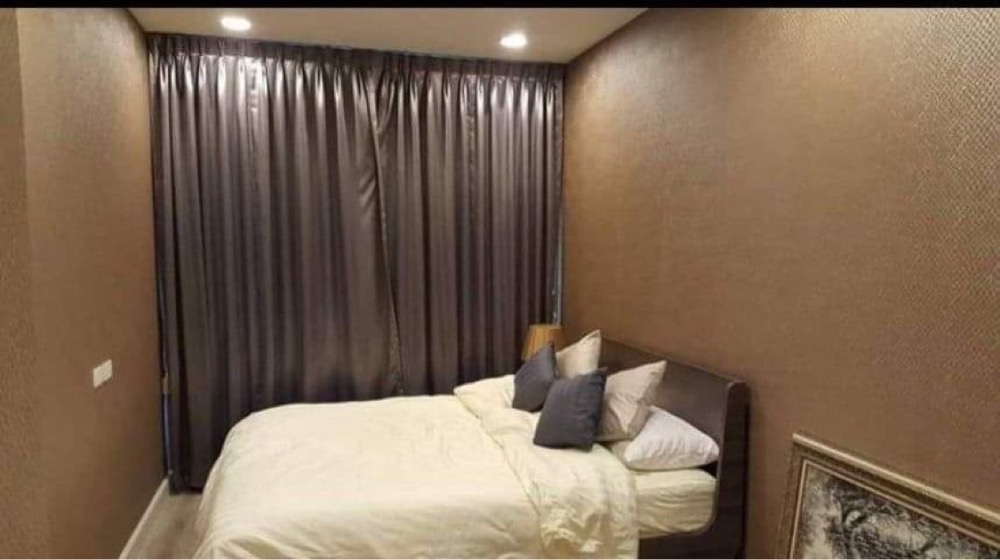 For RentCondoSathorn, Narathiwat : For rent 🔥Centric Sathorn - Saint Louis🔥 Location in the heart of Sathorn, near BTS St. Louis, furniture, complete electrical appliances.