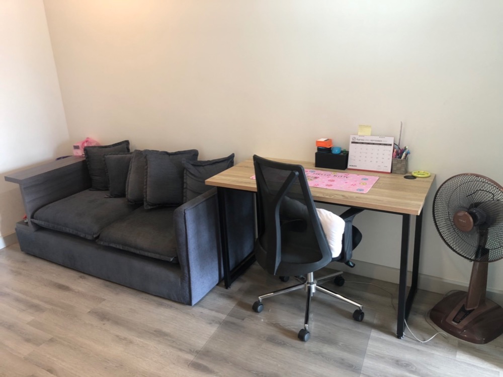 For RentCondoSathorn, Narathiwat : For rent ✨Centric Sathorn - Saint Louis✨ Location on Sathorn Road, near BTS Saint Louis, furniture, complete electrical appliances.