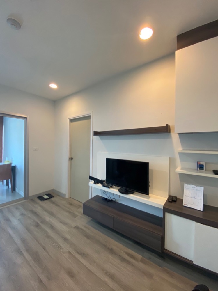 For RentCondoSathorn, Narathiwat : For rent 🔥Centric Sathorn - Saint Louis 🔥Furniture Complete electrical appliances Ready to move in, near BTS St. Louis.