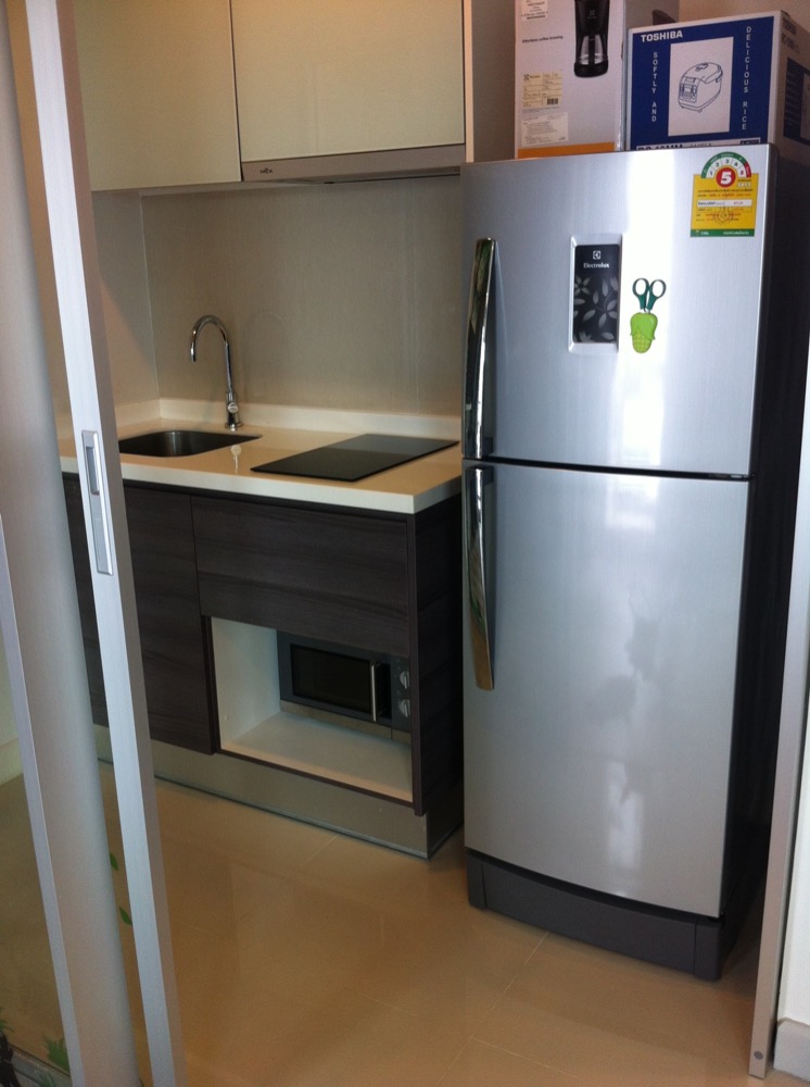 ให้เช่าคอนโดสาทร นราธิวาส : ให้เช่า✨Centric  Sathorn - Saint Louis ✨ใกล้ BTS เซนหลุยส์ เฟอร์นิเจอร์ เครื่องใช้ไฟฟ้าครบ