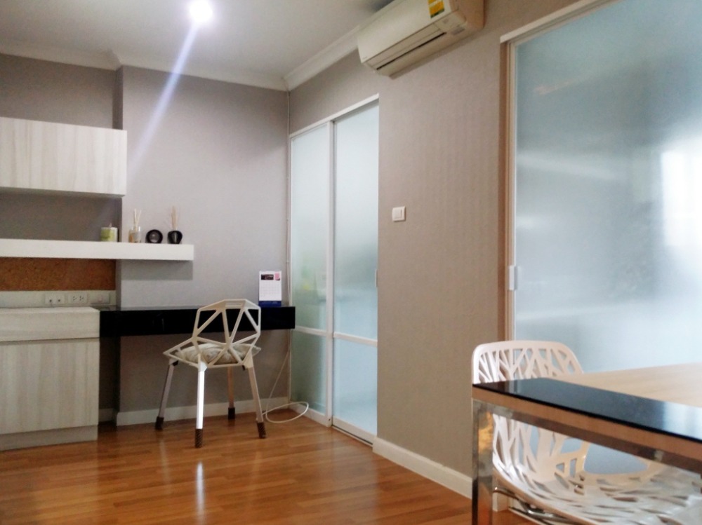 ให้เช่าคอนโดพระราม 9 เพชรบุรีตัดใหม่ RCA : Lumpini Place Rama 9✨   ห้องเเต่งสวย เครื่องใช้ไฟฟ้าครบพร้อมอยู่📞 Line : @pukkhome (with @)