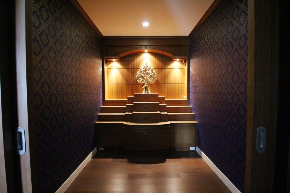 For RentHouseBangna, Bearing, Lasalle : For sale or rent luxury House Narasiri Bangna 4 bedrooms  near Mega Bangna 📞092-4252445 