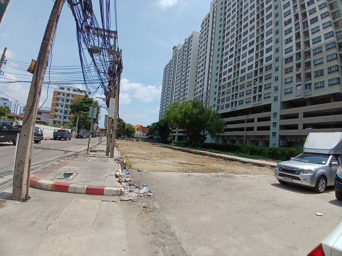 ให้เช่าที่ดินรามคำแหง หัวหมาก : ให้เช่าที่ดินรามคำแหง 46 หน้าถนนใหญ่เนื้อที่ 632 ตรวา.(N.883)