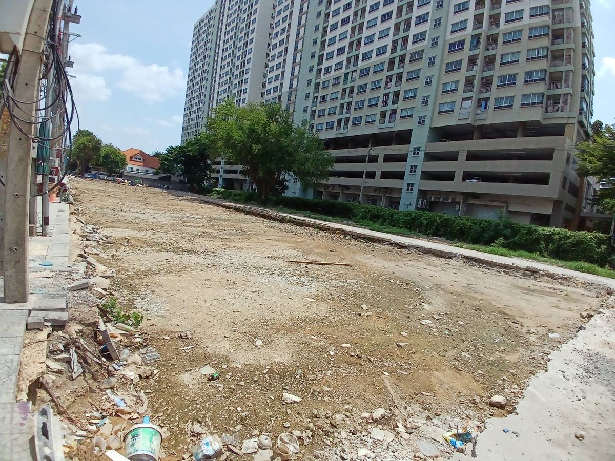 ให้เช่าที่ดินรามคำแหง หัวหมาก : ให้เช่าที่ดินรามคำแหง 46 หน้าถนนใหญ่เนื้อที่ 632 ตรวา.(N.883)